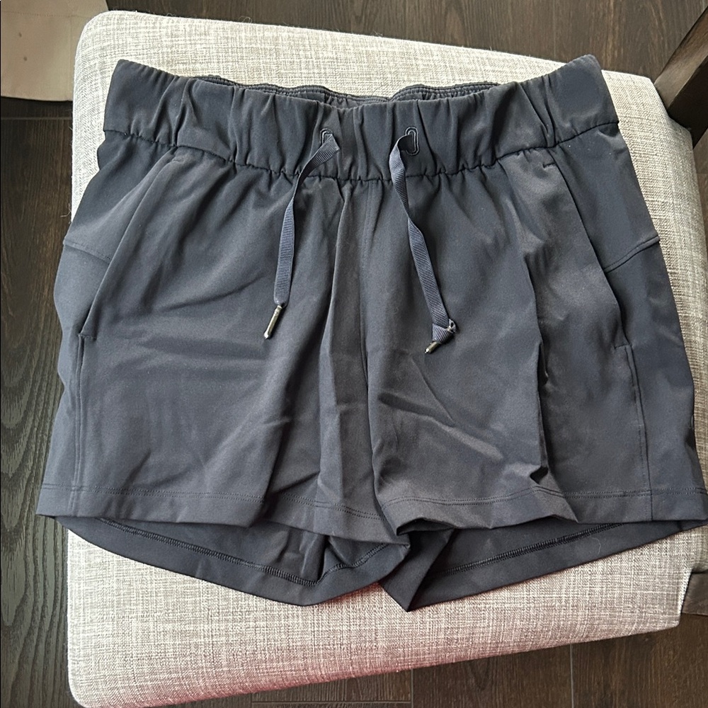 lululemon athletica black Athletic Shorts